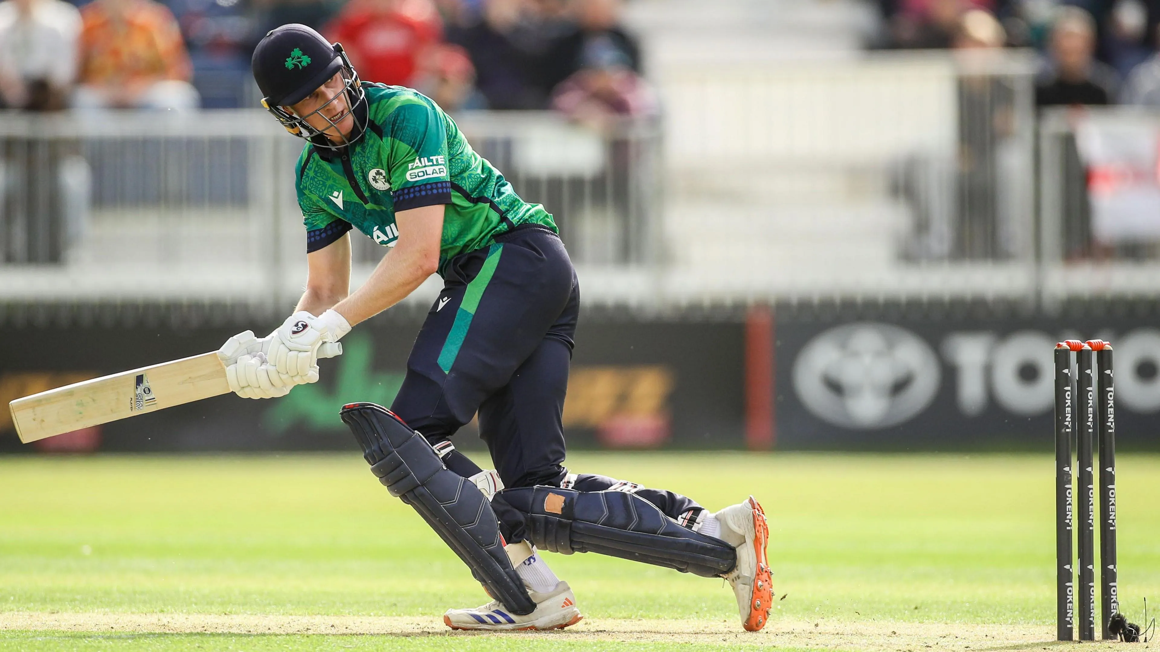 Phil Salt Guides the English Team to First T20 Victory Over Ireland
